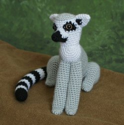 Ring-Tailed Lemur amigurumi crochet pattern