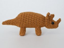 (image for) Triceratops - amigurumi dinosaur crochet pattern