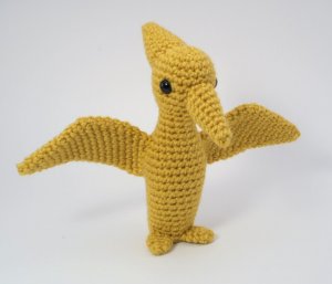 Pteranodon - amigurumi dinosaur crochet pattern