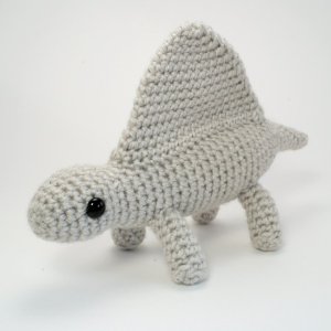 Dimetrodon - amigurumi dinosaur crochet pattern