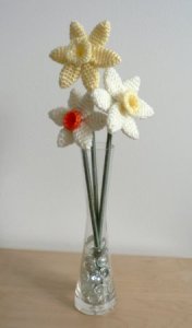 Daffodils DONATIONWARE flower crochet pattern