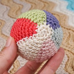 Amigurumi Beach Ball DONATIONWARE crochet pattern