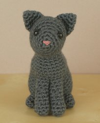 AmiCats Single-Coloured Cat amigurumi crochet pattern