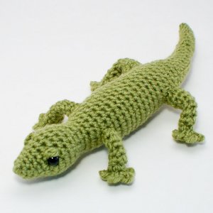 Gecko (lizard) amigurumi crochet pattern