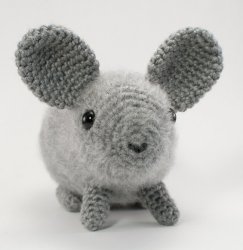 Chinchilla amigurumi crochet pattern