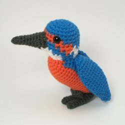 (image for) Kingfisher amigurumi bird crochet pattern