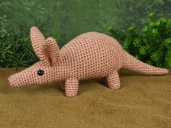 (image for) Aardvark amigurumi crochet pattern