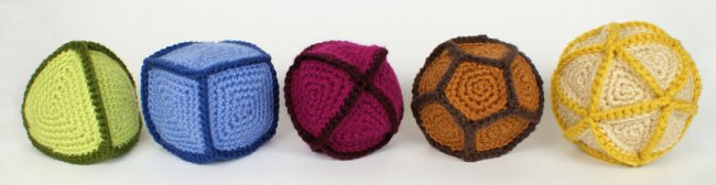 (image for) Polyhedral Balls: FIVE geometric crochet patterns - Click Image to Close