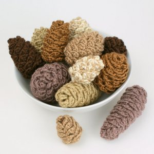 (image for) Pine Cone Collection: SIX realistic crochet patterns