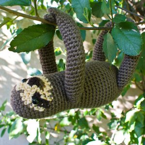 (image for) Sloth (Three-Toed) amigurumi crochet pattern