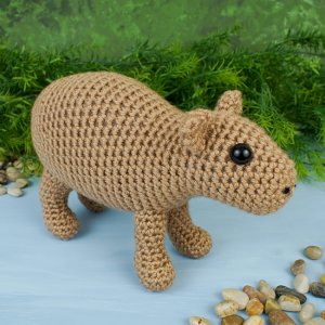 (image for) Capybara amigurumi crochet pattern