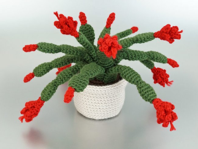 (image for) Christmas Cactus crochet pattern - Click Image to Close