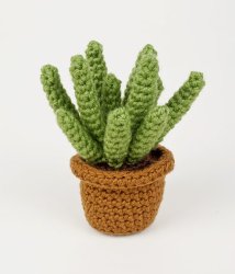 (image for) Succulent Collection 3: FOUR realistic crochet patterns