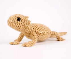 (image for) Bearded Dragon (lizard) amigurumi crochet pattern