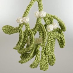 (image for) Christmas Decor Set 2: Mistletoe & Mini Baubles crochet patterns