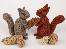Squirrel amigurumi crochet pattern