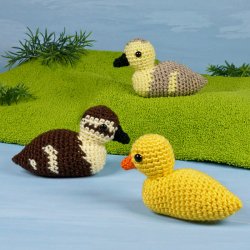 (image for) Duck and Goose Families amigurumi crochet patterns (adults & babies)