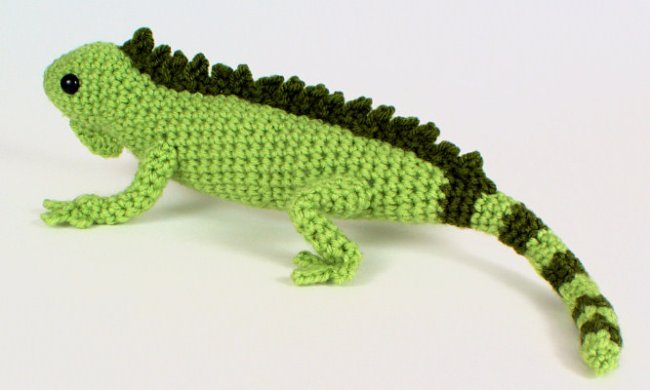 Iguana & Frilled Lizard - TWO amigurumi crochet patterns - Click Image to Close