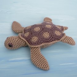 (image for) AquaAmi & Simple-Shell Sea Turtles: TWO amigurumi crochet patterns