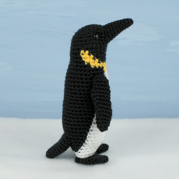 Emperor Penguin amigurumi crochet pattern - Click Image to Close