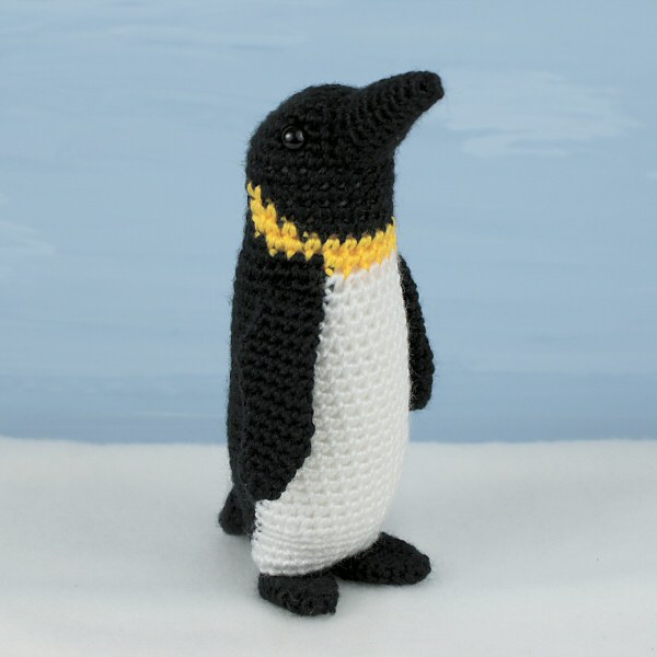 Emperor Penguin amigurumi crochet pattern - Click Image to Close