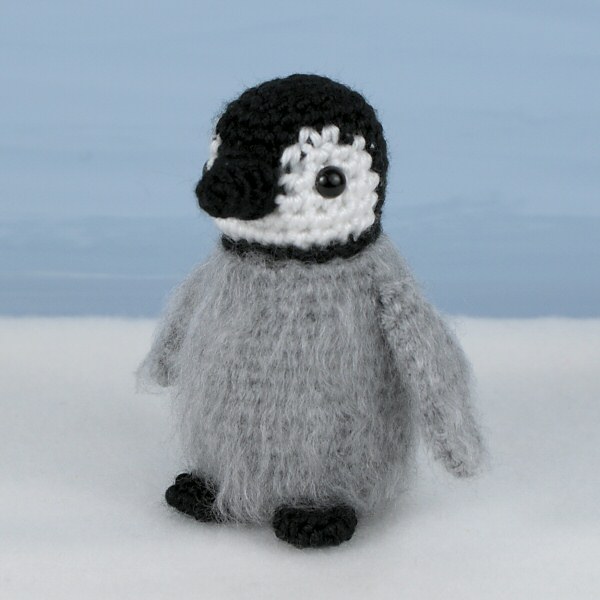 Baby Emperor Penguin amigurumi crochet pattern - Click Image to Close