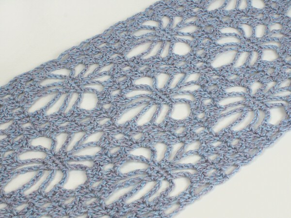Diamond Flowers Scarf Wrap crochet pattern - Click Image to Close