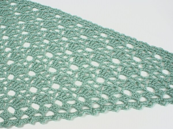 (image for) Climbing Eyelets Triangular Shawl crochet pattern - Click Image to Close