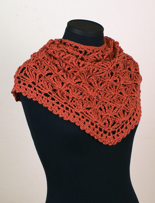 Palm Leaves Triangular Shawl crochet pattern - Click Image to Close