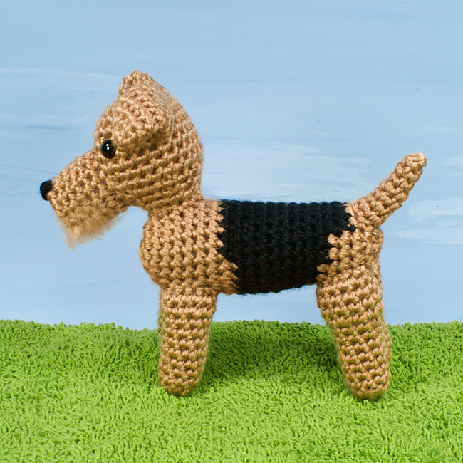 (image for) AmiDogs Airedale Terrier amigurumi crochet pattern - Click Image to Close