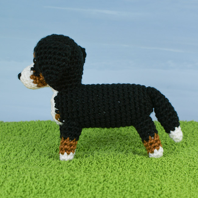 (image for) AmiDogs Bernese Mountain Dog amigurumi crochet pattern - Click Image to Close