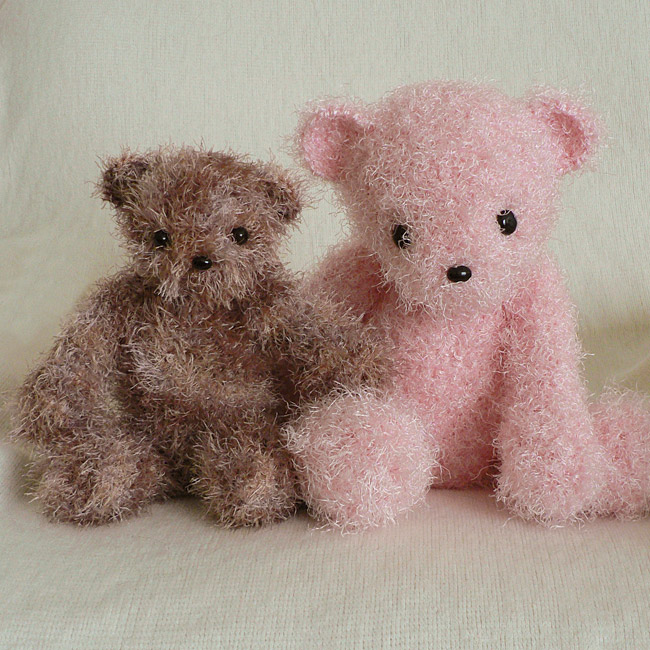 Fluffle the Crochet Bear Free Crochet Pattern - Faux Fur Amigurumi