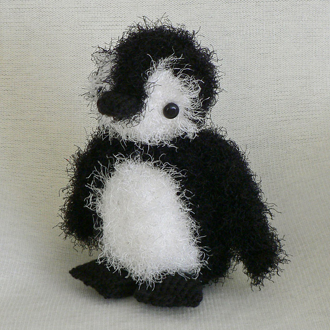 Fuzzy Penguin amigurumi crochet pattern - Click Image to Close