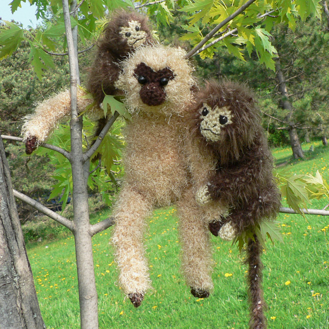(image for) Fuzzy Monkeys amigurumi crochet pattern - Click Image to Close