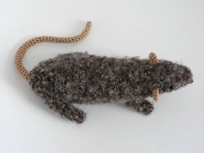 (image for) Fuzzy Rat amigurumi crochet pattern - Click Image to Close