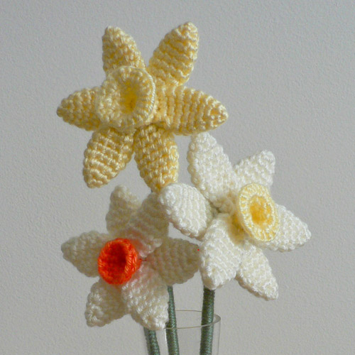 (image for) Daffodils DONATIONWARE flower crochet pattern - Click Image to Close