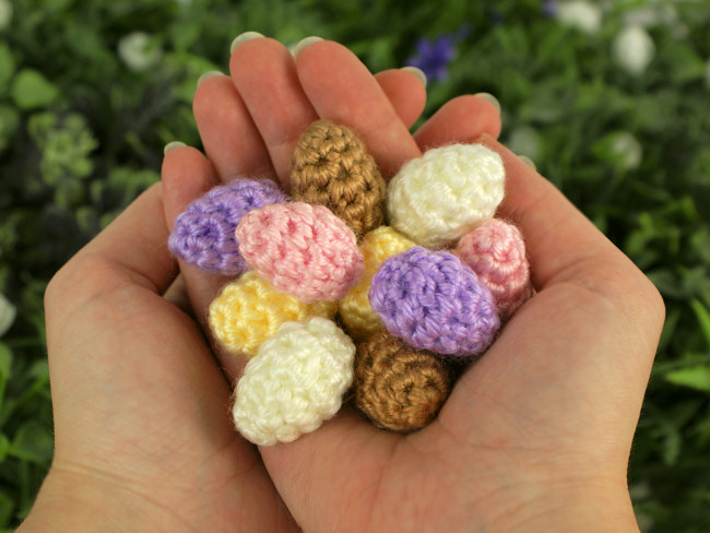 (image for) Tiny Eggs in a Nest DONATIONWARE crochet pattern - Click Image to Close