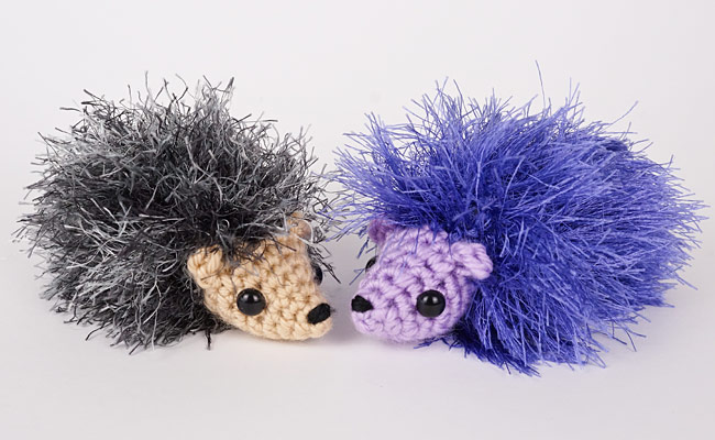 Fuzzy Hedgehog DONATIONWARE crochet pattern - Click Image to Close