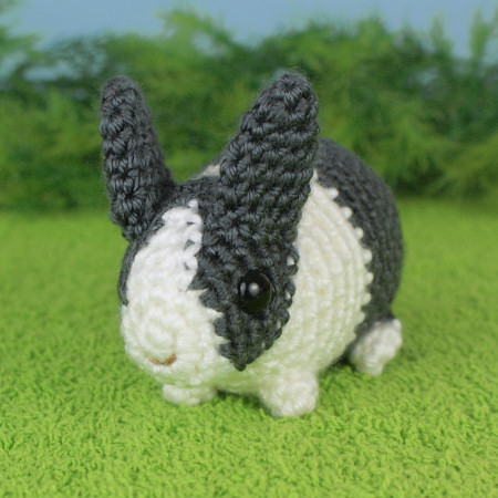 Baby Bunnies 2 - three EXPANSION PACK amigurumi crochet patterns - Click Image to Close