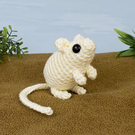 Mini Mammals 2: three EXPANSION PACK amigurumi crochet patterns: Hamster, Gerbil, Kangaroo Rat - Click Image to Close