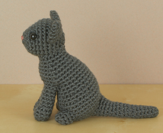 AmiCats Single-Coloured Cat amigurumi crochet pattern - Click Image to Close