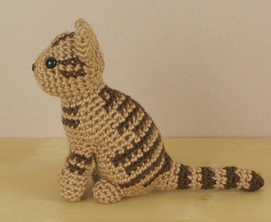 (image for) AmiCats Tabby Cat amigurumi crochet pattern - Click Image to Close