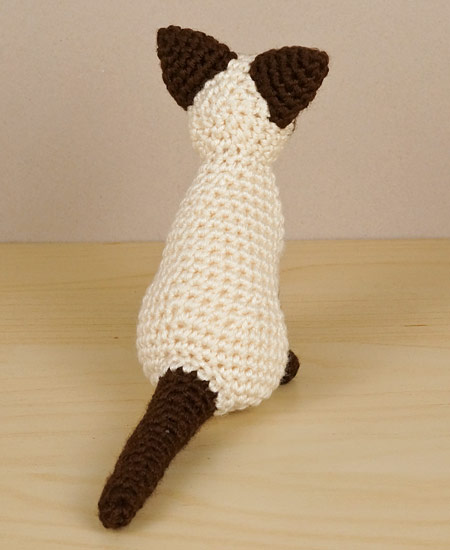 (image for) AmiCats Siamese Cat amigurumi crochet pattern - Click Image to Close