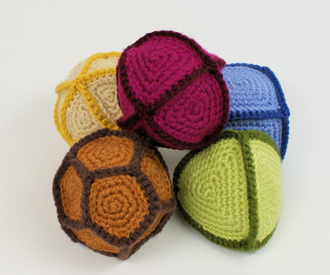 Polyhedral Balls: FIVE geometric crochet patterns - Click Image to Close