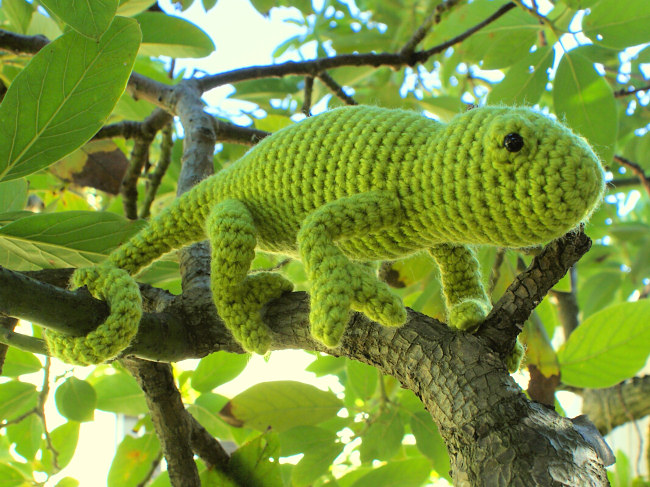 (image for) Chameleon (lizard) amigurumi crochet pattern - Click Image to Close