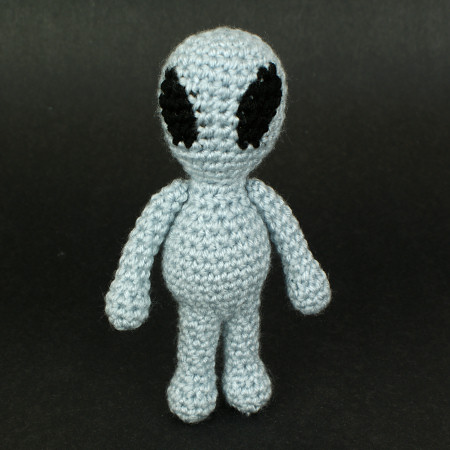 Aliens amigurumi crochet pattern - Click Image to Close