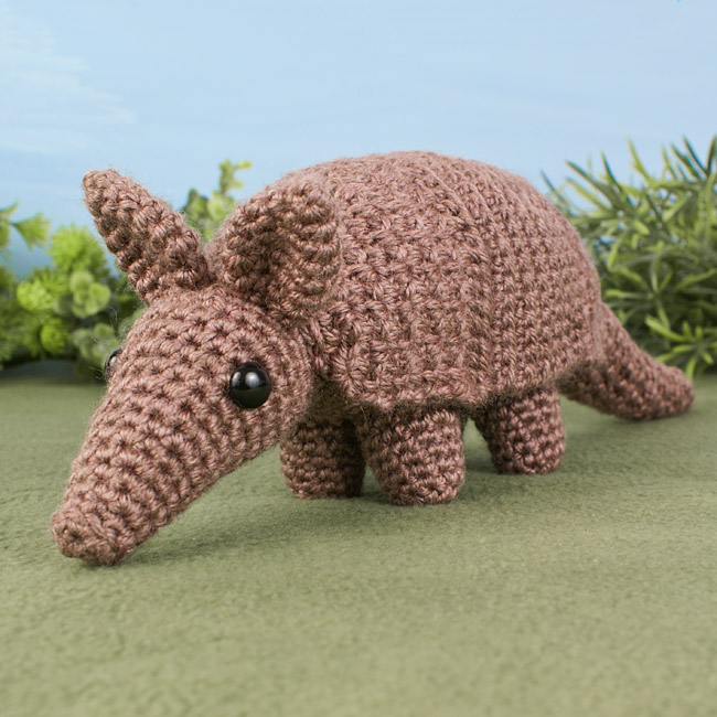 Armadillo amigurumi crochet pattern - Click Image to Close