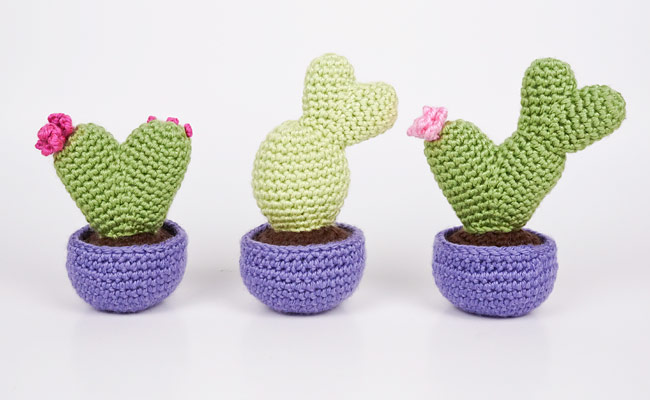 (image for) Heart Cactus Collection: FIVE crochet patterns - Click Image to Close