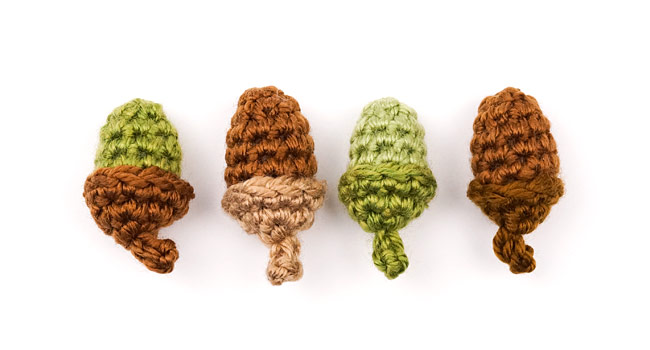 (image for) Oak Leaf Collection & Life-Sized Acorn: THREE crochet patterns - Click Image to Close