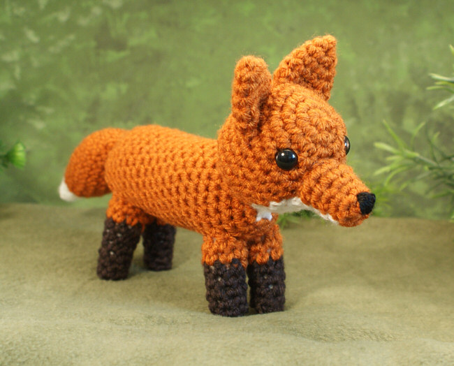 Red, Arctic & Fennec Foxes: THREE amigurumi crochet patterns - Click Image to Close